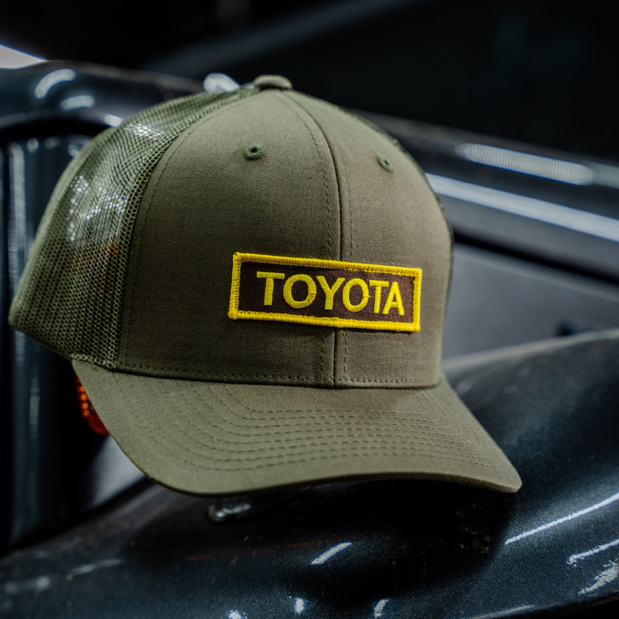 No Man's Land Trucker Hat in Khaki