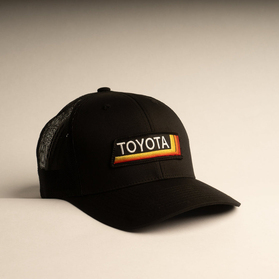 New Era x Vintage Toyota Racing Truckers Hat in Black, Men's